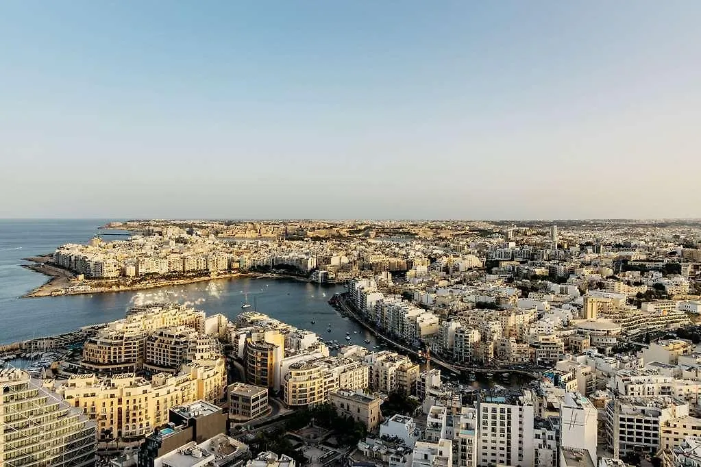 Hotel Me Malta San Julián