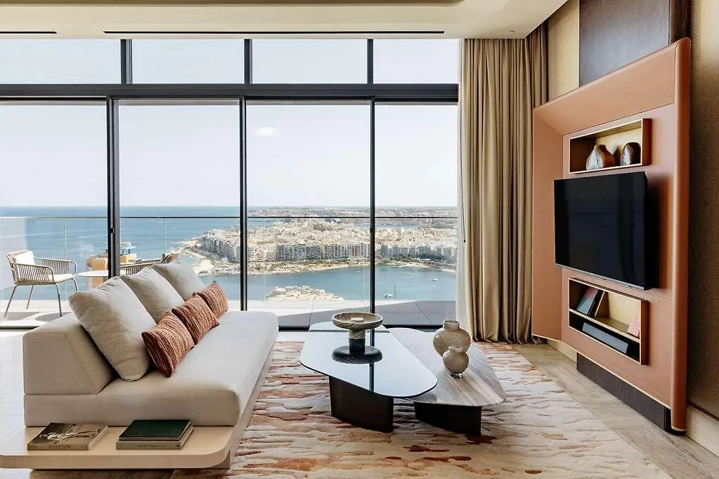 Hotel Me Malta San Julián